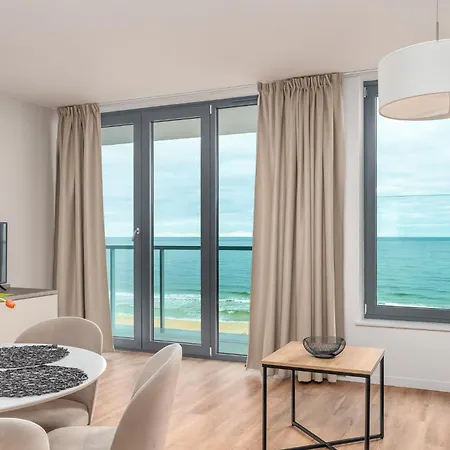 Jantaris - アパート