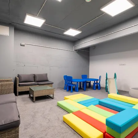 Jantaris - アパート